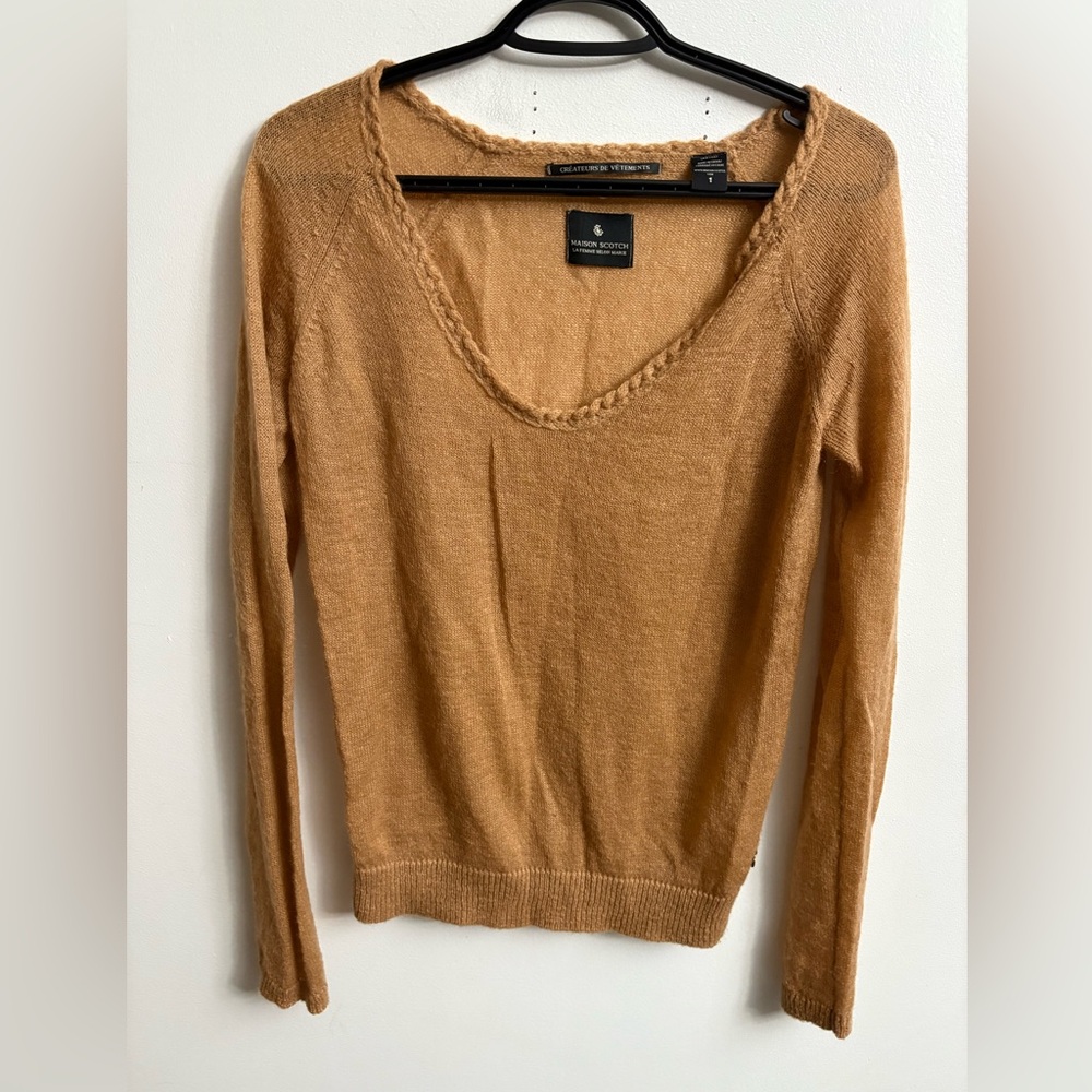 Scotch & Soda Women's V-Neck Sweater in Warm Tan size 1